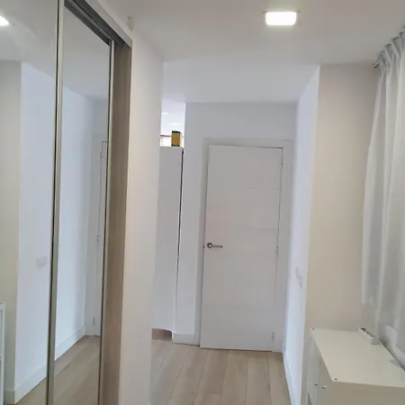 Downtown Palmas, Steps From Canteras *